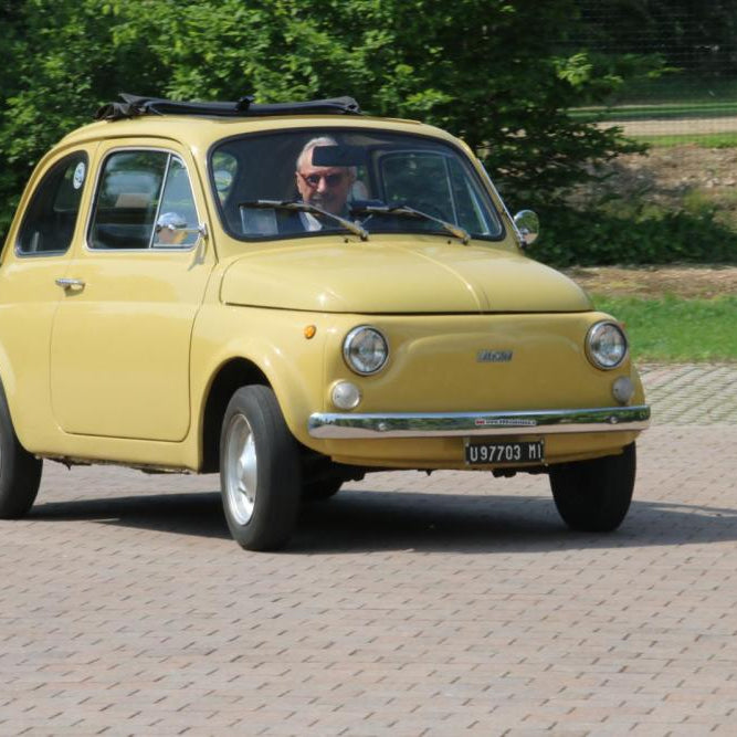 Fiat 500 R: L’Eleganza del Semplice