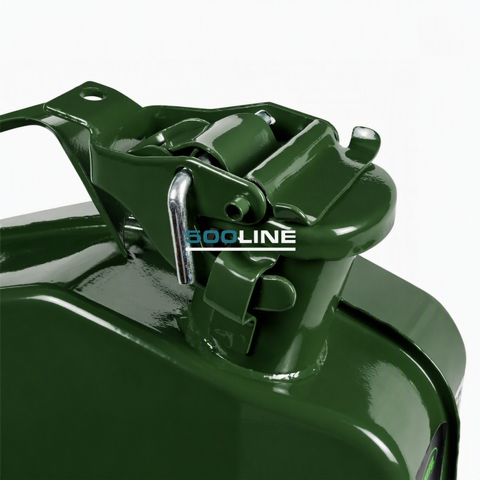 Dettaglio Apertura Tanica carburante 5 litri in metallo verde scuro per auto d'epoca