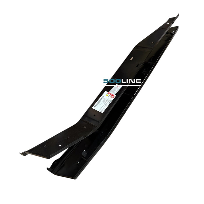 “Tunnel centrale in lamiera per Fiat 500 N, D, F, L e R d’epoca. Ricambio originale di alta qualità, ideale per restauri e manutenzione della tua auto storica.” 