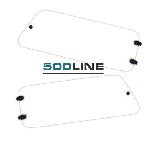 "Coppia vetri ad apertura a compasso per Autobianchi 500 Giardiniera d’epoca, completi di staffe originali. Perfetti per restauri autentici e amanti delle auto storiche."