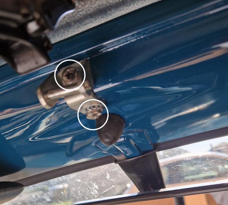 Hakenschlie er Zur Befestigung Des Haubenschlie griffs Des Fiat 500 FL Hakenschlie er Zur Befestigung Des Haubenschlie griffs Des Fiat 500 FL