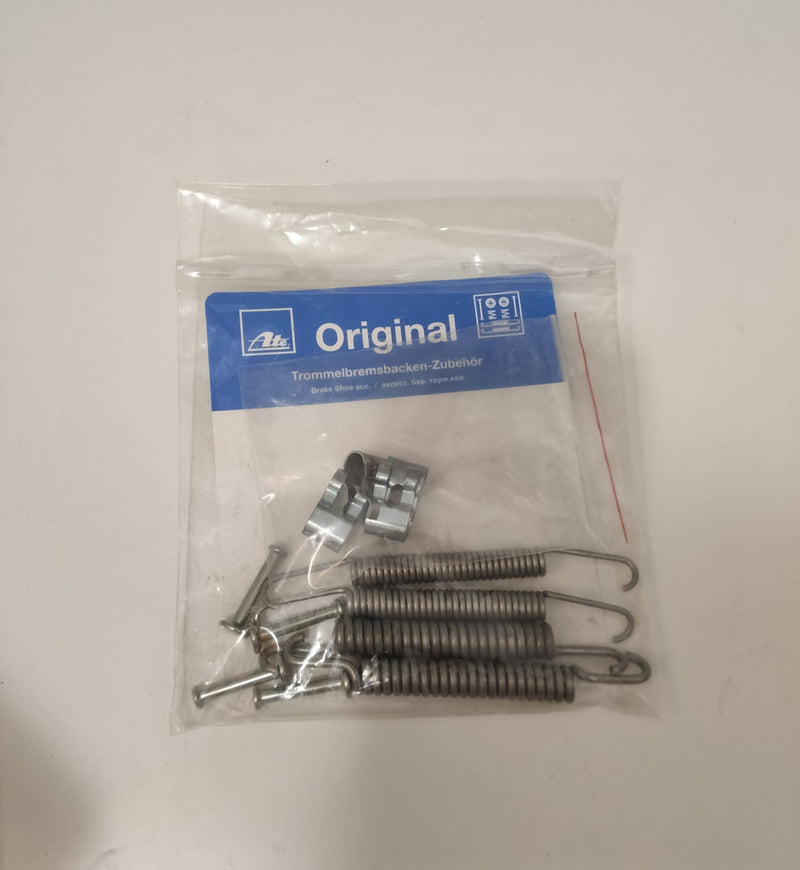 Set veren remschoenbevestiging Fiat 500 F L R 126 oldtimer